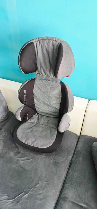 Детско столче светлосиво Maxi-Cosi Rodi – отлично състояние