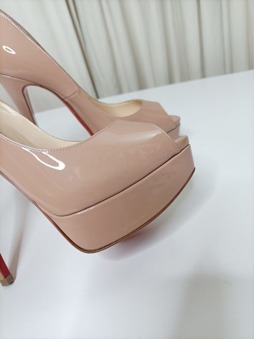 Pantofi Christian Louboutin