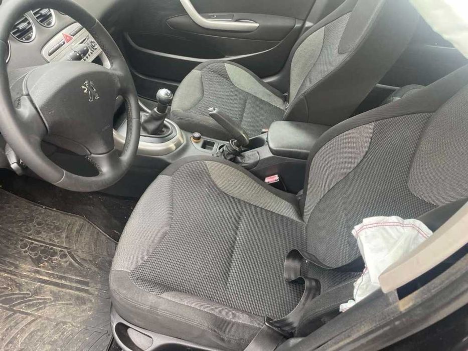 Пежо 308 1.6i / Peugeot 308 1.6i на части