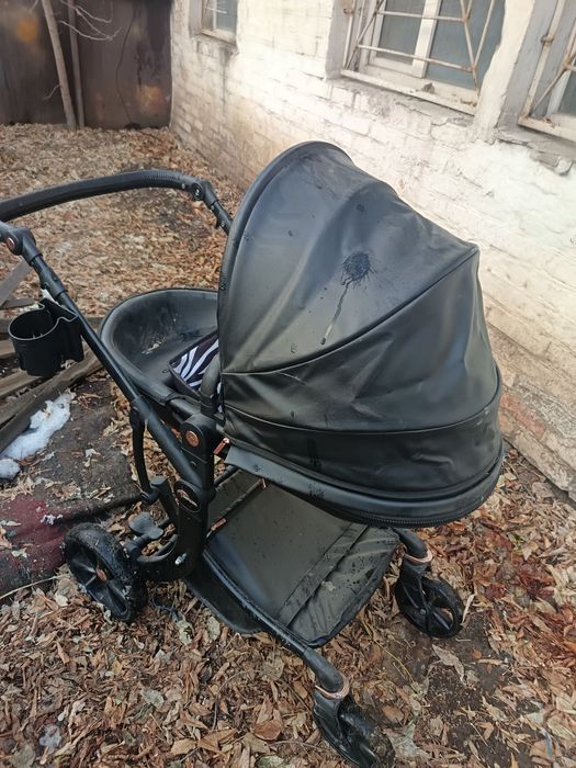 Коляска продаю хорошем состоянии
