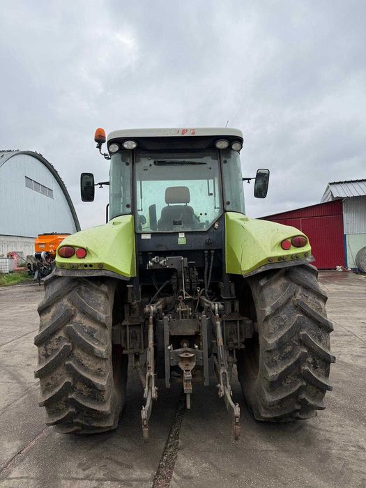 CLAAS ARION 630 C + FL 150