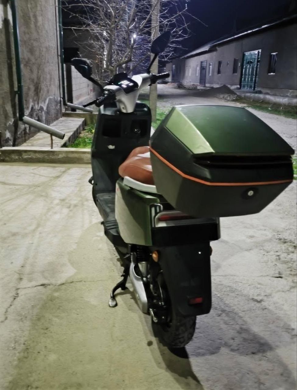 elektro skuter  soyiladi