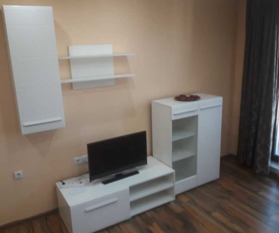 Дава се под наем Двустаен апартамент в Пловдив, Център - 65 кв.м за 244.8 € - Снимка #1