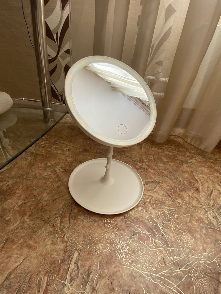 Зеркало/Косметическое, настольное зеркало с подсветкой