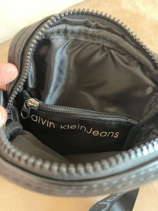 Мъжка чантичка Calvin Klein