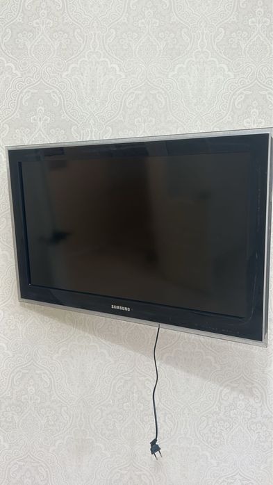 Телевизор бу для гостинной не большой