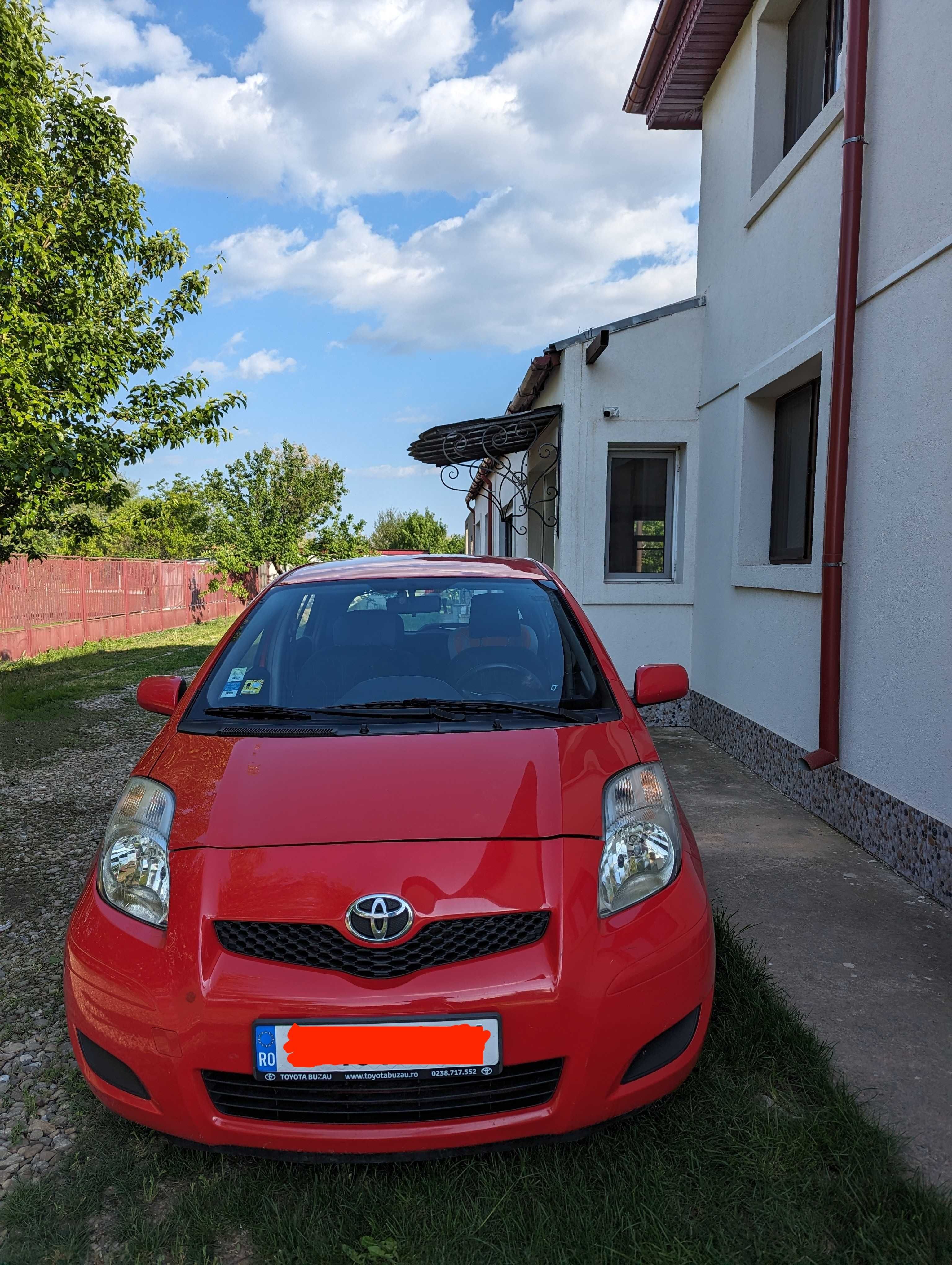 Toyota Yaris 2011 1.4 Euro 5 benzina 100HP unic proprietar