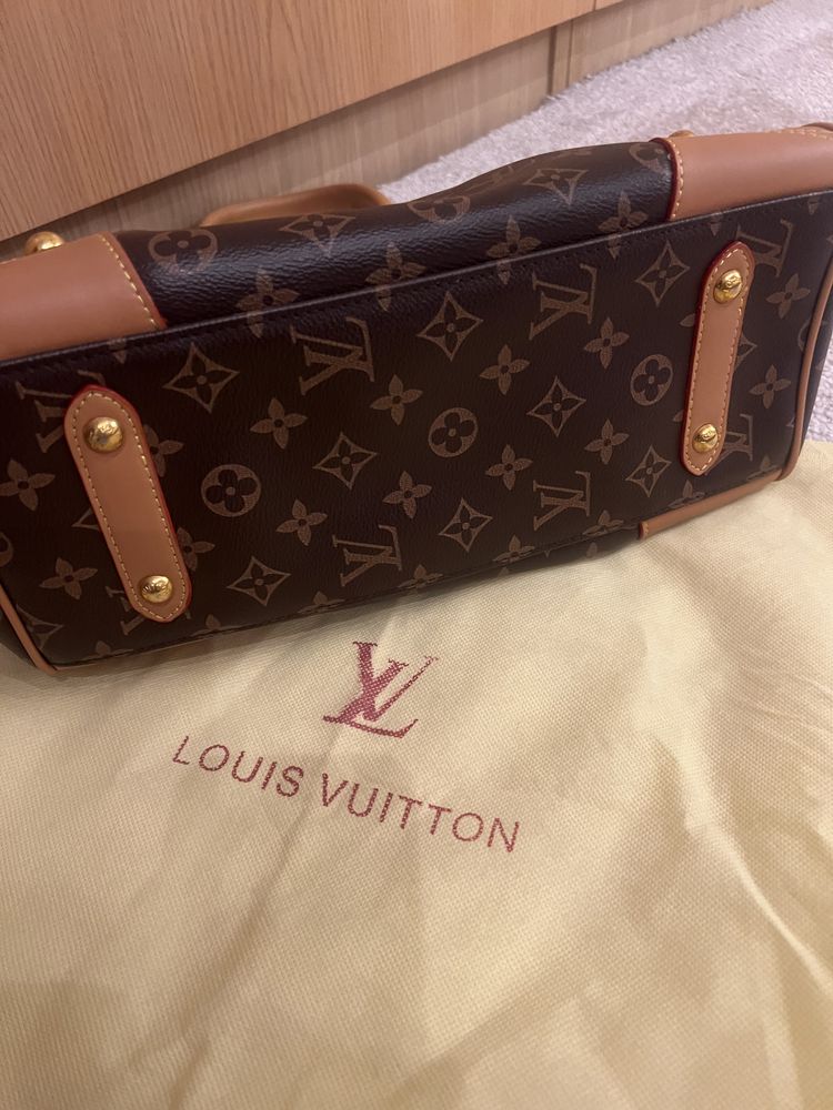 Louis Vuitton чанта