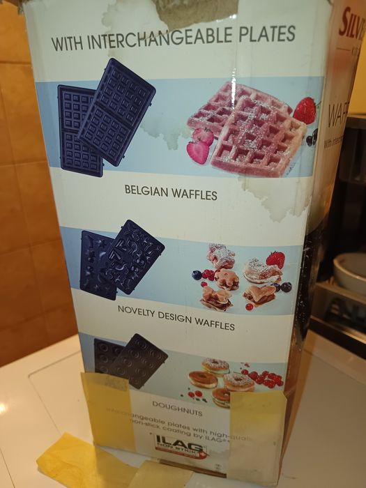 Vând aparat de vafe gogoși și forme