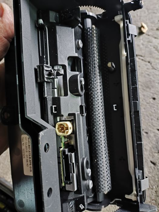 Дисплей за мултимедия/навигация за Audi Q3 8U0 857 273B