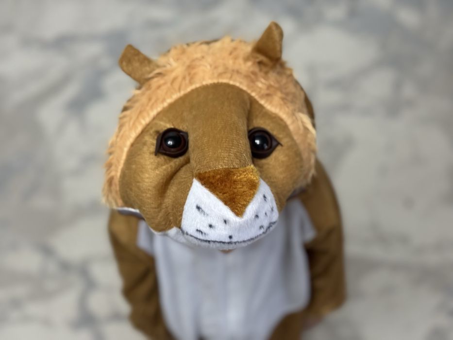 Продам новогодний костюм Льва