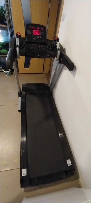 Banda de alergat electrica semiprofesionala Orion M9