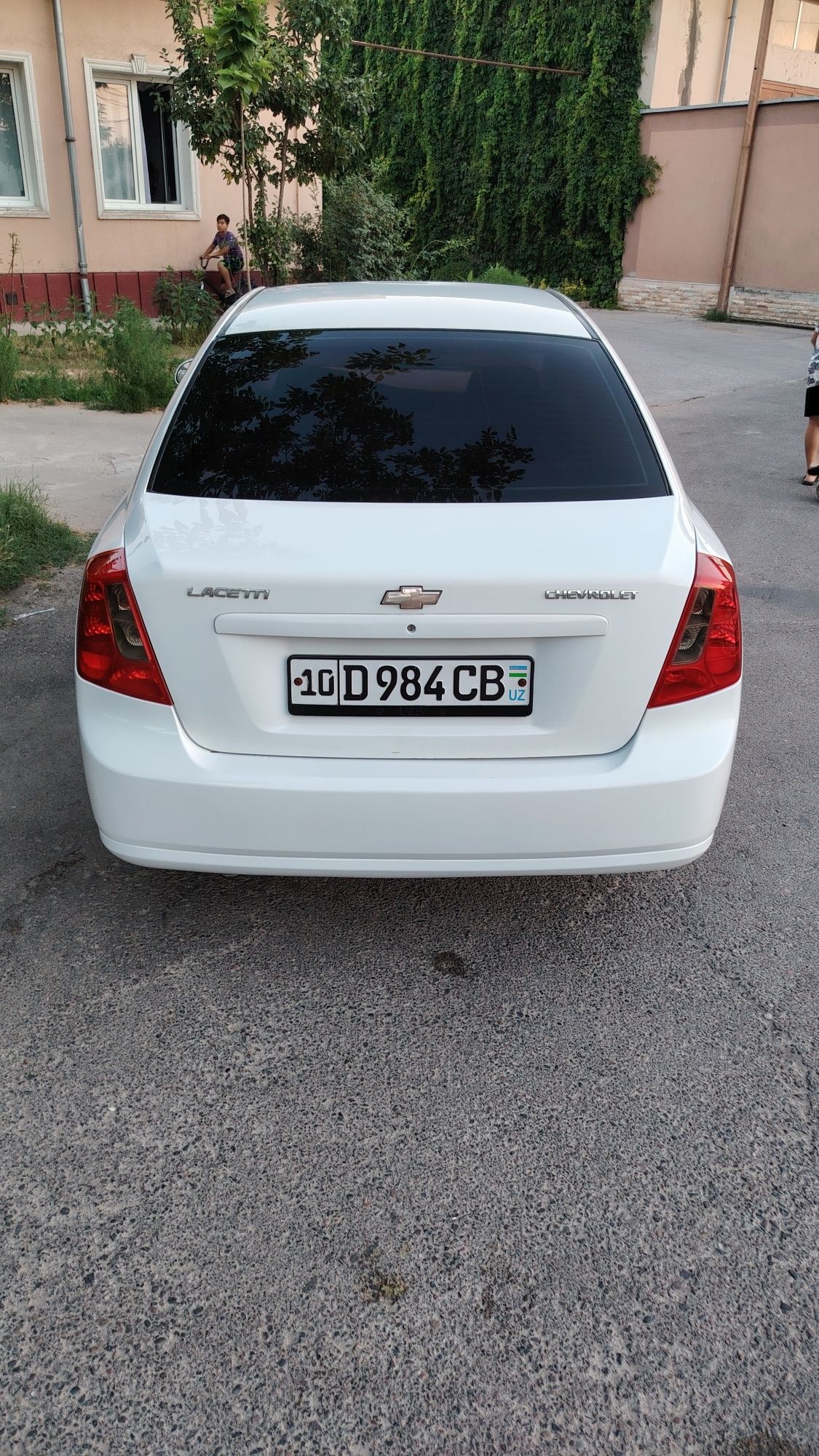 Lasetti 1.8 gentra qilingan