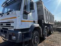 Vand camion Iveco 8x4