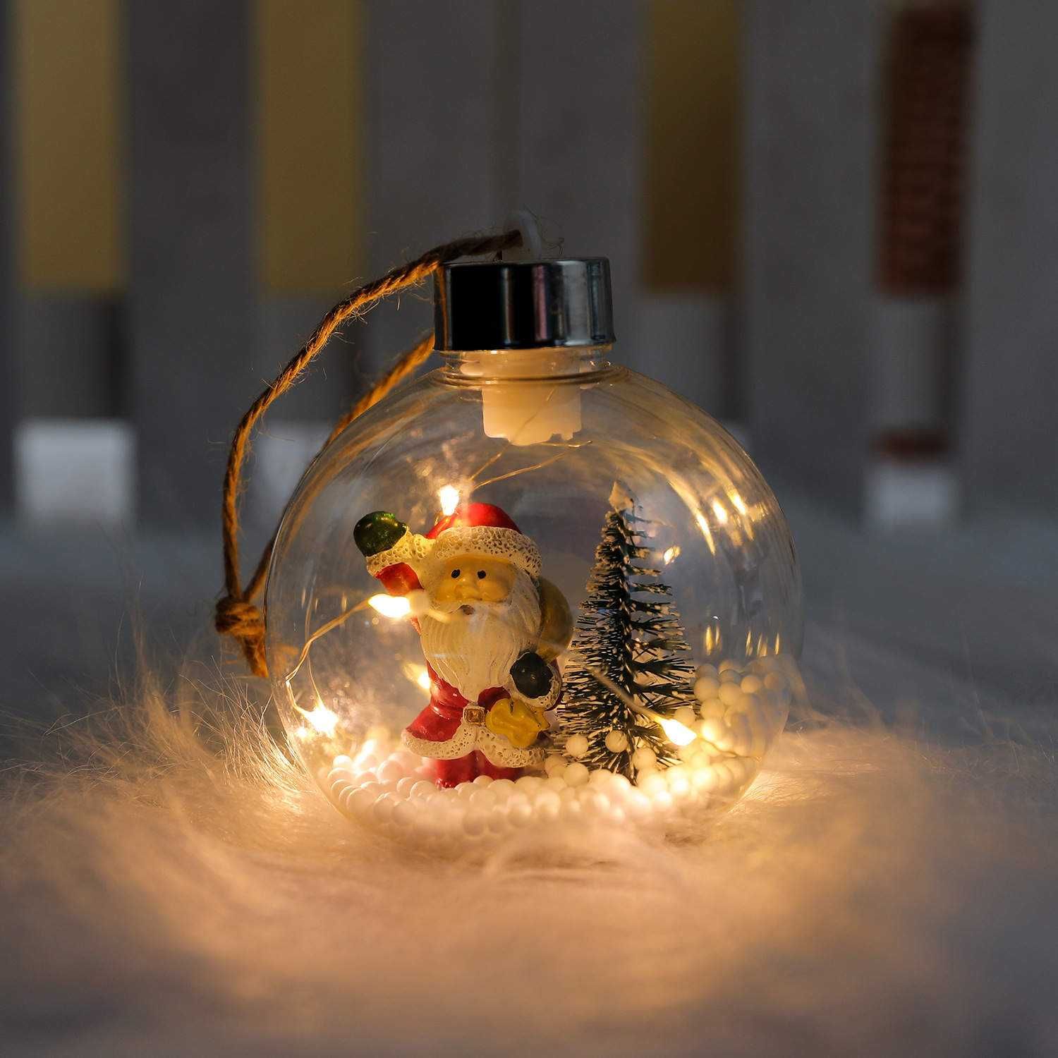 URGENT! vand lot de instalatii luminoase si decoratiuni