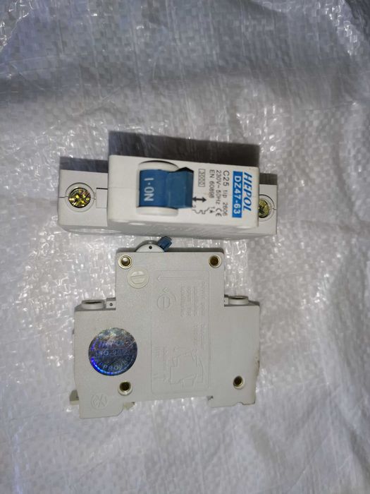 Sigurante electrice moeller de 32 A si hepol 25  A transport GRATUIT