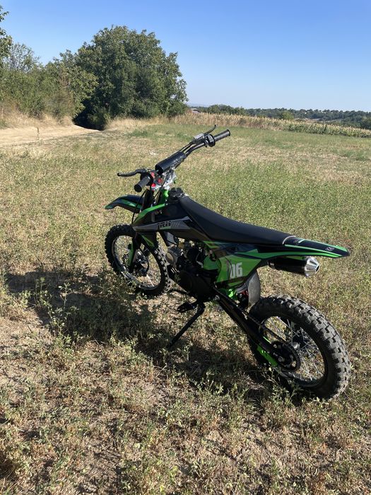 Vând jrh 125 verde