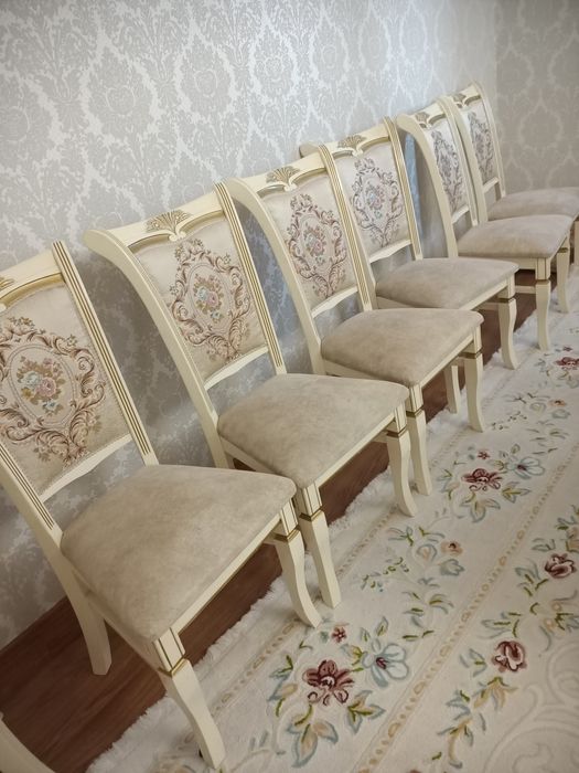 Стулья !           .