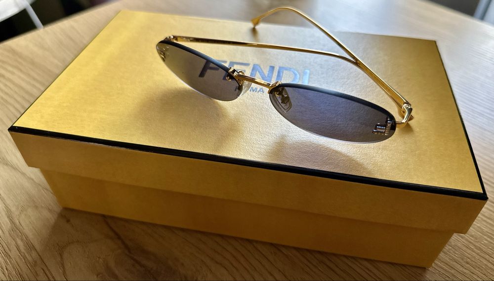 Дамски слънчеви очила "Fendi"