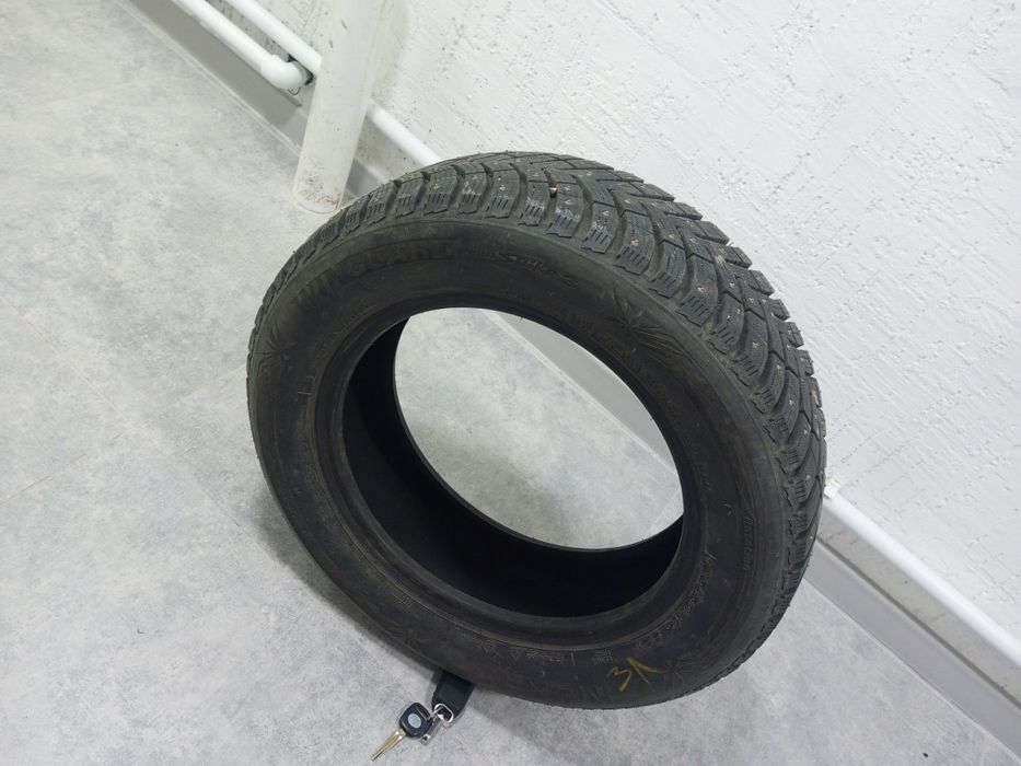 Продам б/у колеса шипованные