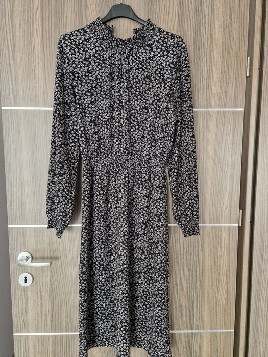 Rochii midi elegante