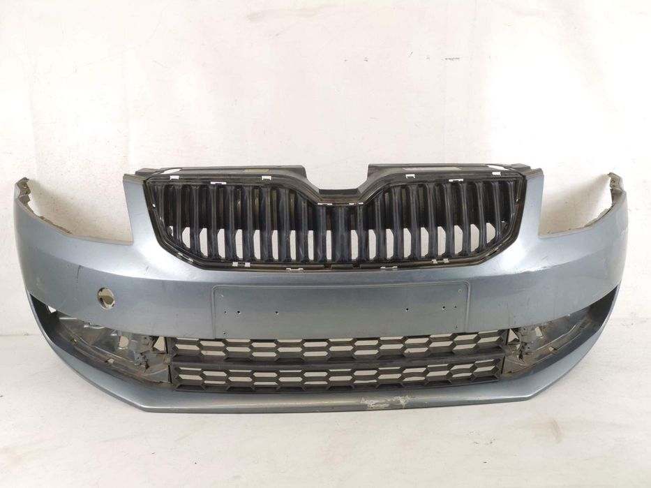 Bara Fata Cu Grila Radiator Si Grila Inferioara Skoda  Octavia 3 2013