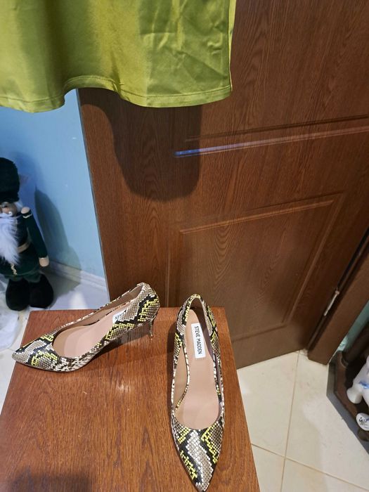 Нови елегантни рокли - официални