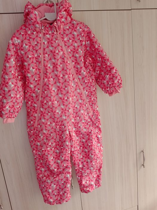 Зимен космонавт за момиче