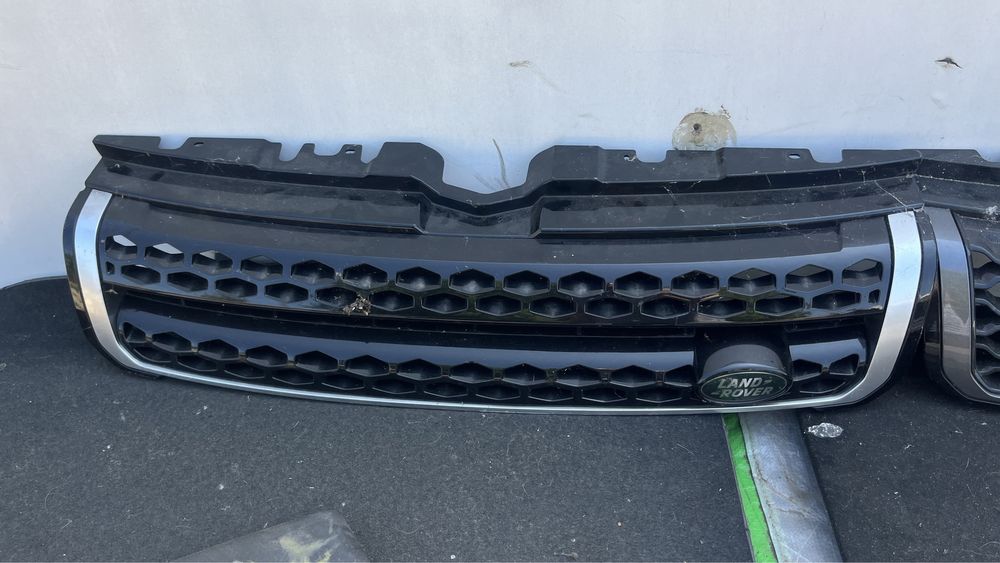Grila bara fata Range Rover Evoque piese dezmembrari