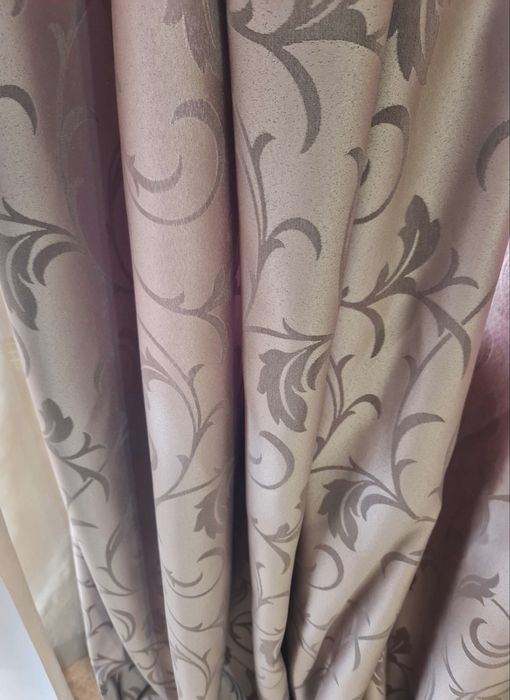 Завеси перел от рози