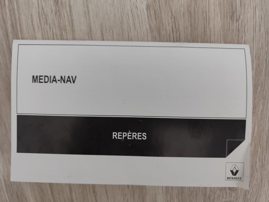 Navigație (Logan 2)+Ramă Renault Captur