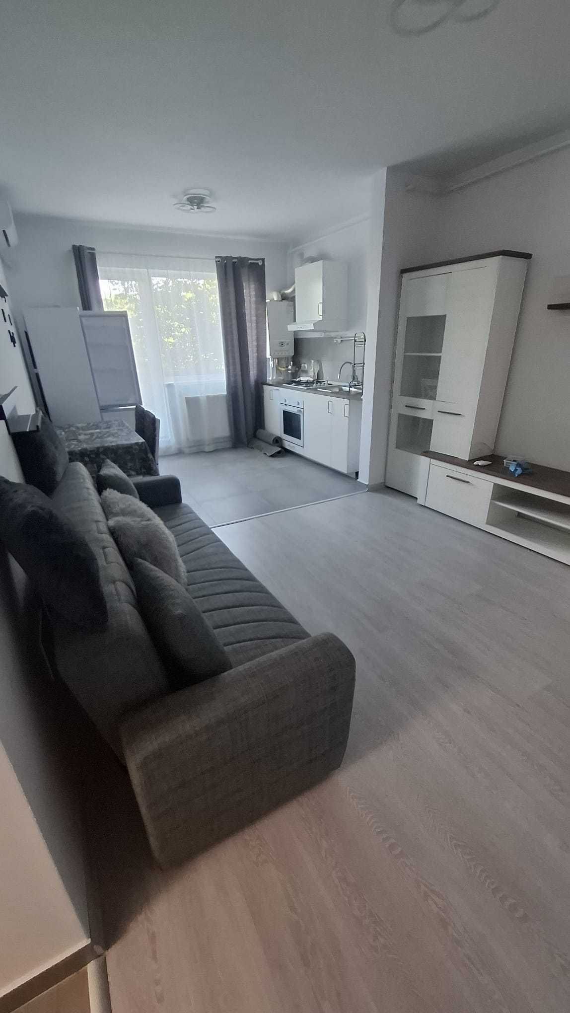 Inchiriez 2 camere + parcare Drumul Dealu Babii Sector 4