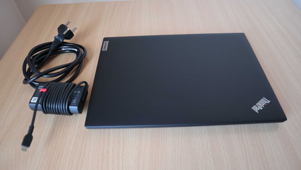 Lenovo ThinkPad T14s 4 Gen / i7 1365U / NVMe 1TB / 32GB