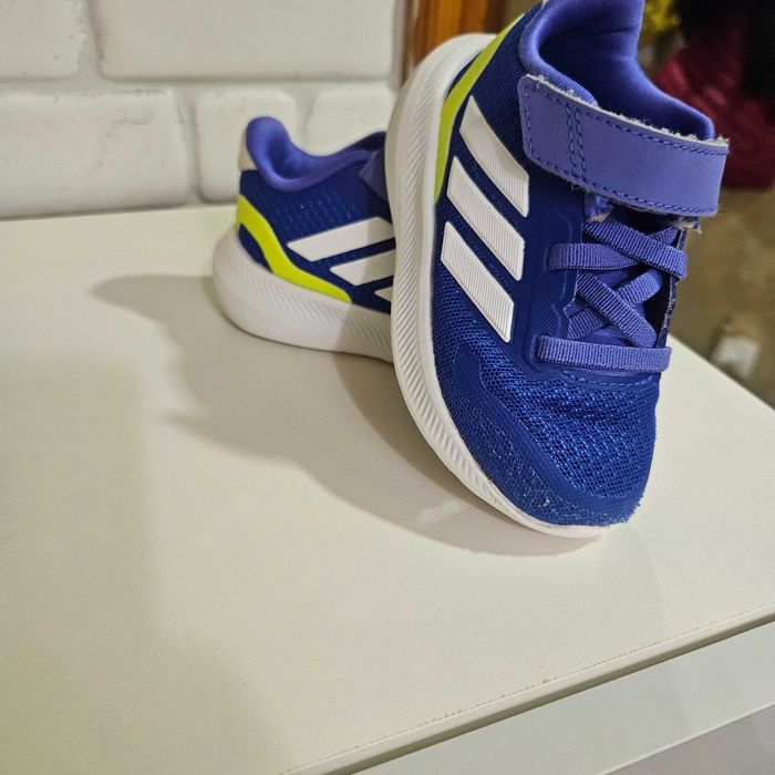 Маратонки Адидас