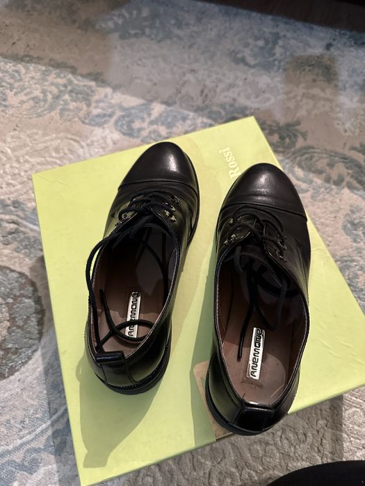 Женские кожаные лоферы