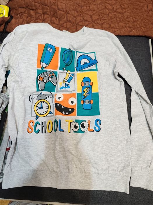 Нови дрехи 134-140