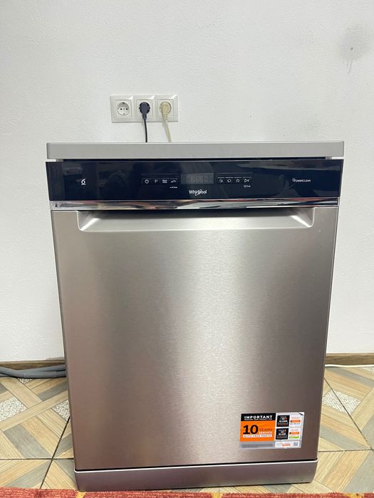 Mașină de spălat vase Whirlpool
