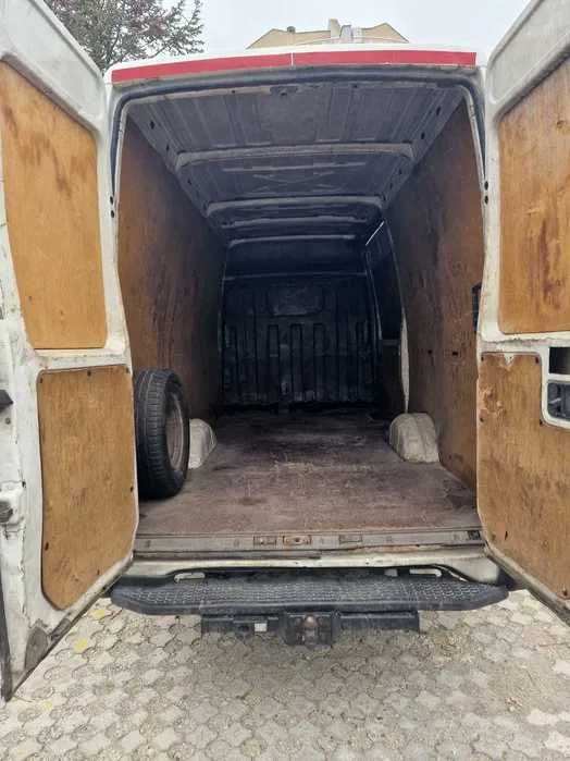 ТРАНСПОРТНИ И ХАМАЛСКИ УСЛУГИ - транспорт в цялата страна