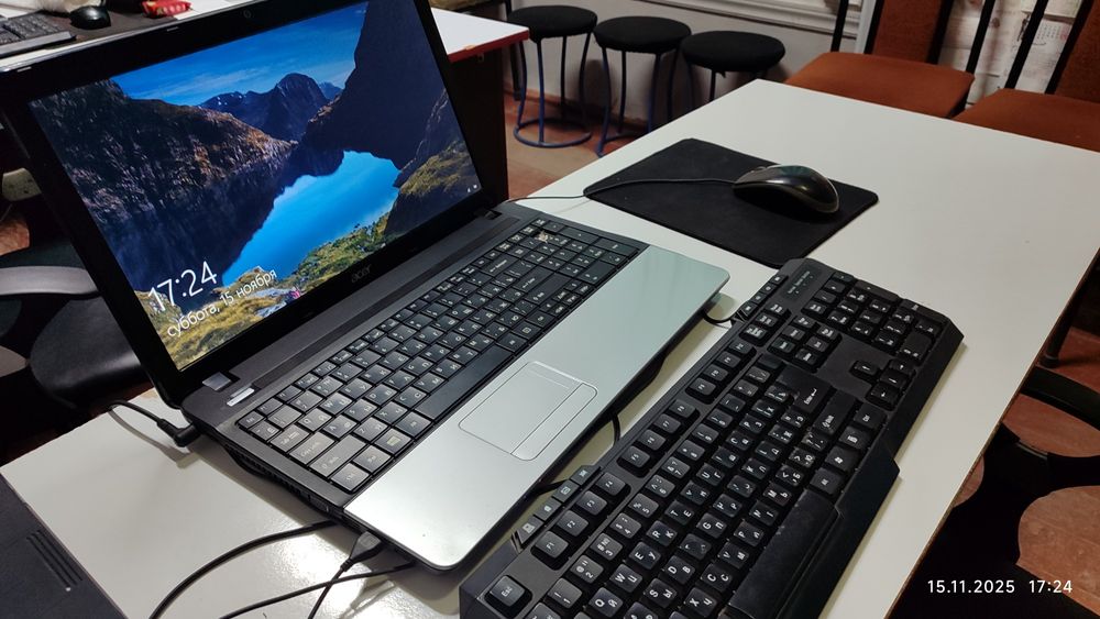 Aser Intel(R) Pentium(R) CPU 2020M  2.40GHz   2.40 GHz