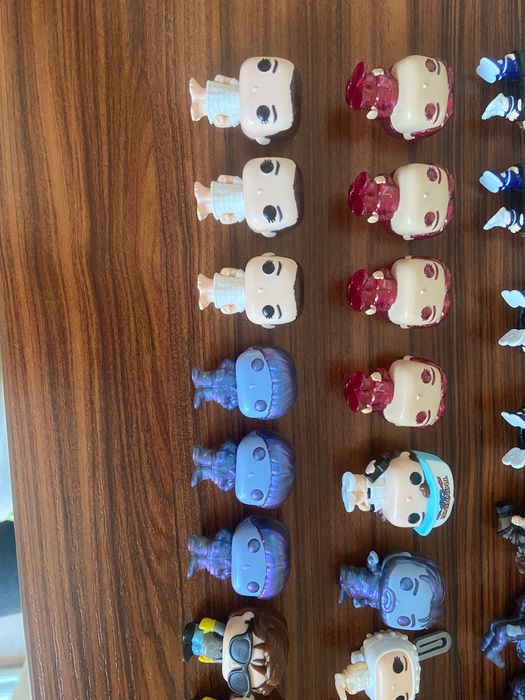 Фигурки из kinder joy stranger things