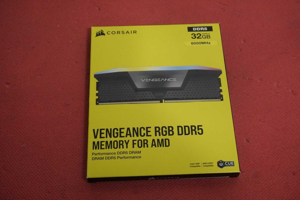 [32GB] RAM Памет 2x16 GB DDR5 6000MT/s CL30 Corsair Vengeance RGB