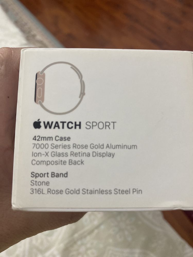 Продается Apple whatch в отличном состоянии