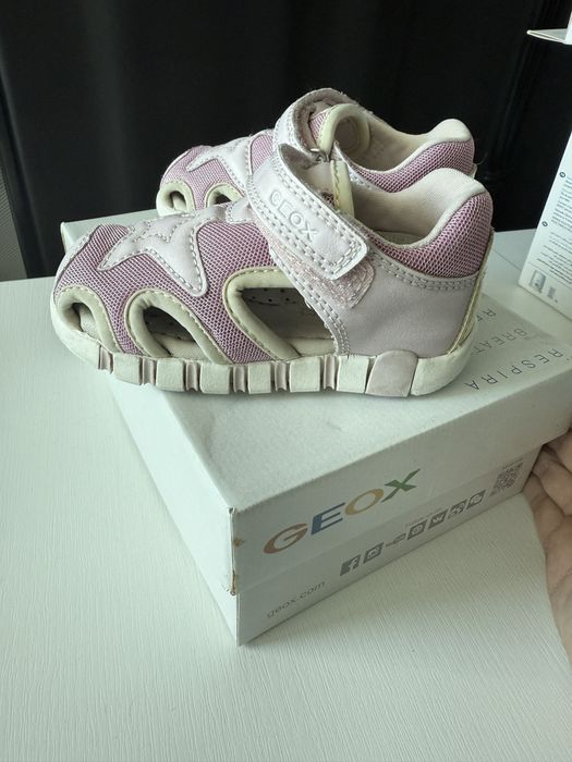 Geox сандали за момиче