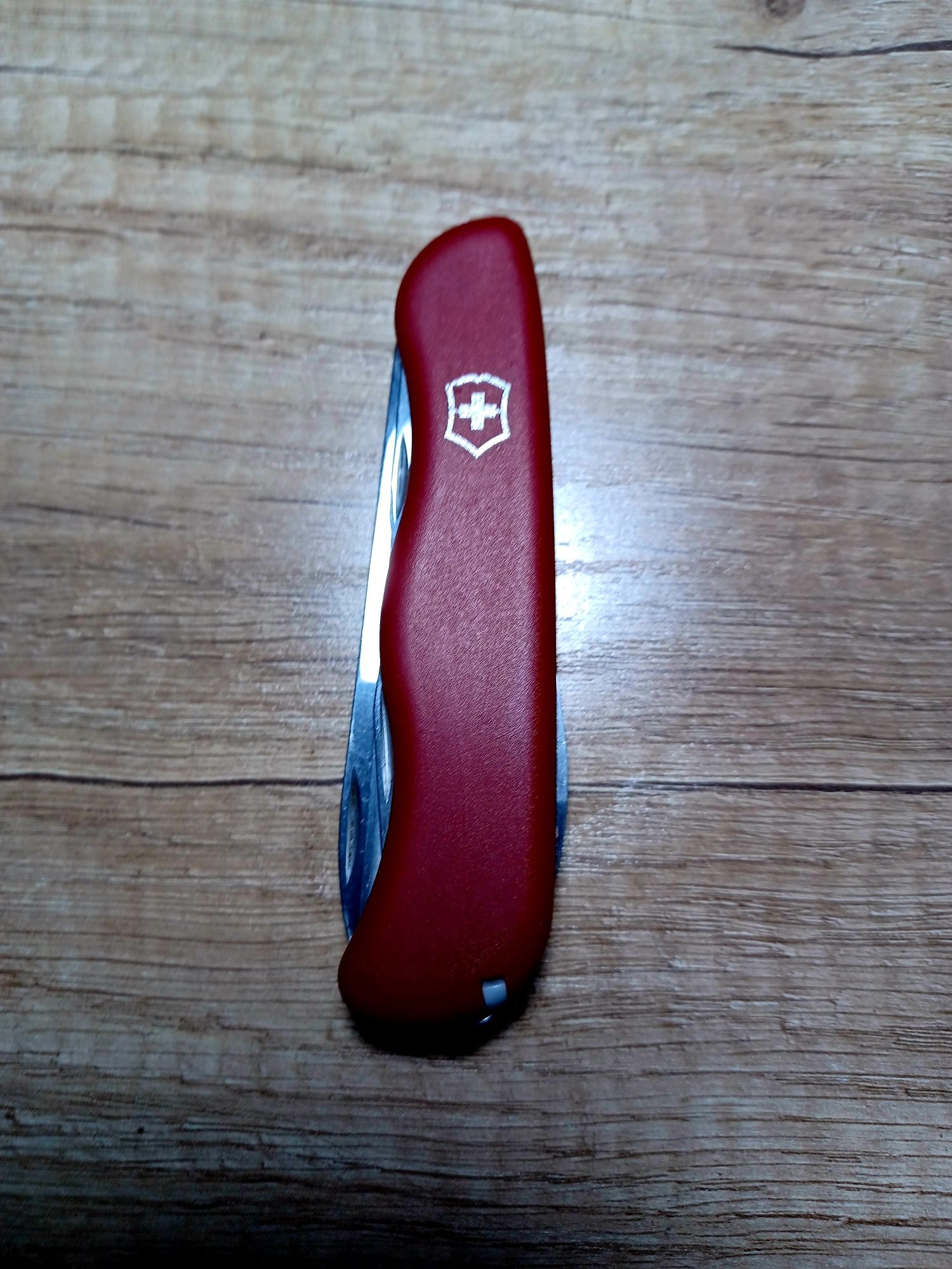 Нож перочинный Victorinox Hunter   красный