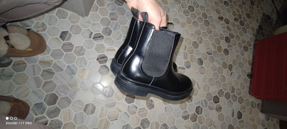 Ботушки за момиче H&M