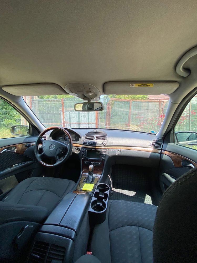 Vand Mercedes E220