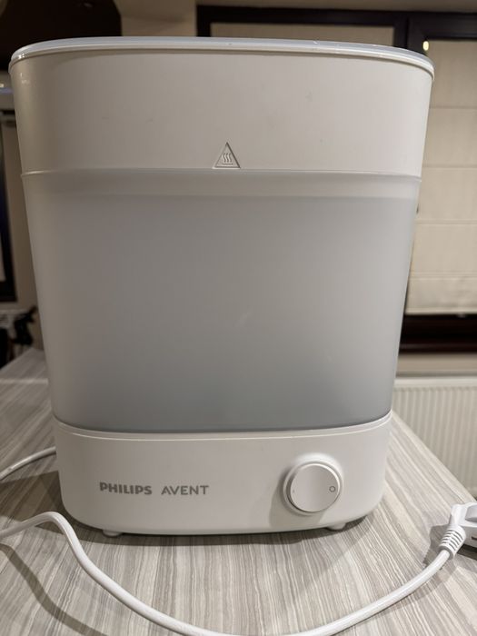 Стерилизатор Philips Avent с подаръци