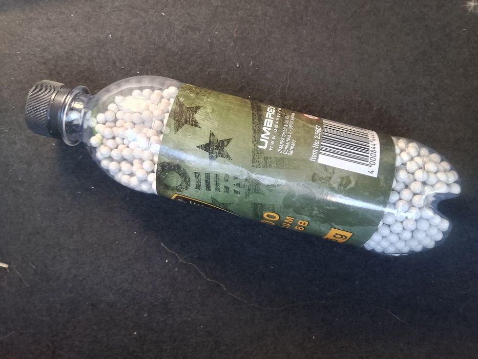 Pistol Airsoft 2j,6mm CO2 12g