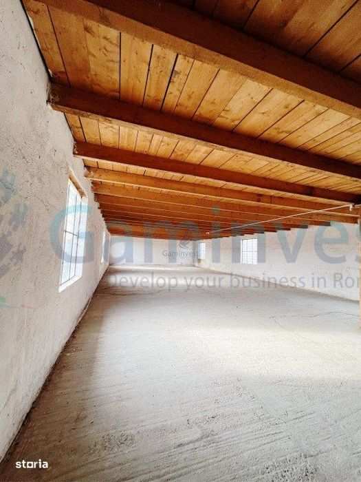 Proprietate comercială, rezidențială, birouri, 50 km de Oradea V3093
