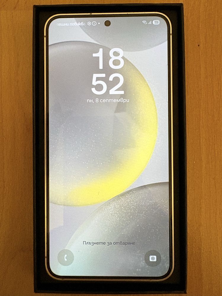 Samsung Galaxy S24 Мобилен апарат
